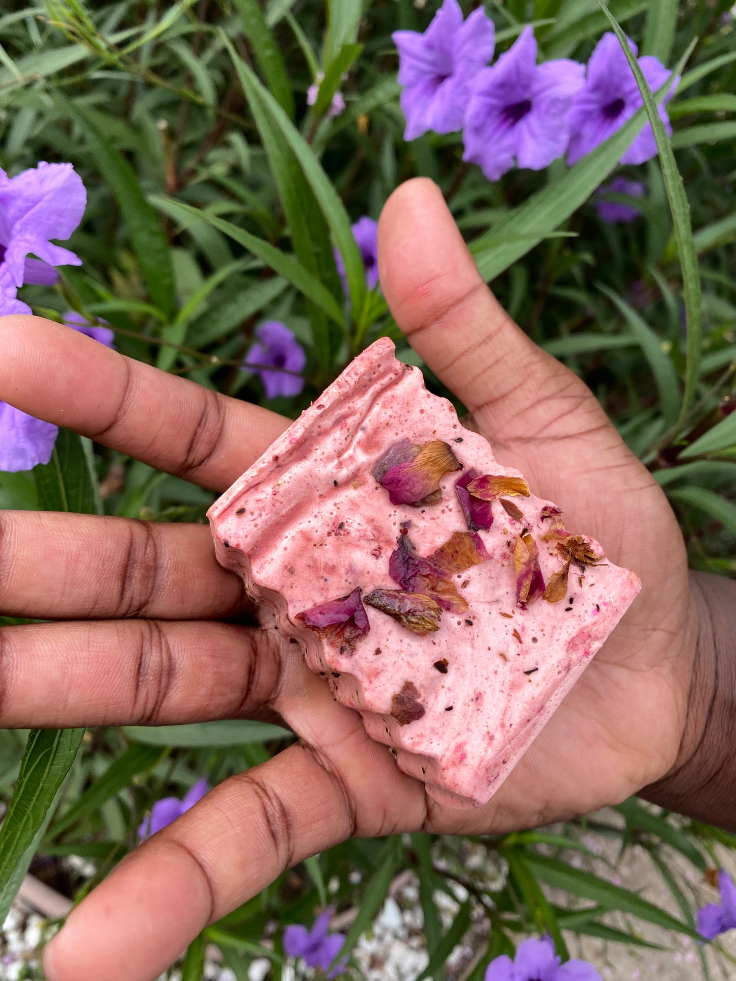 HERBAL INFUSED SOAP SEAMOSS + ROSEHIPS + HIBISCUS +DAMIANA + ESSENTIAL OILS